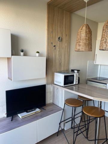 Studio Cabine Vue Mer Et Port Карнон Плаж Екстериор снимка